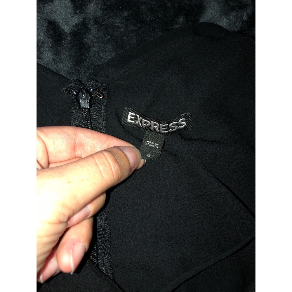 Express High Neck Romper - Picture 5 of 5